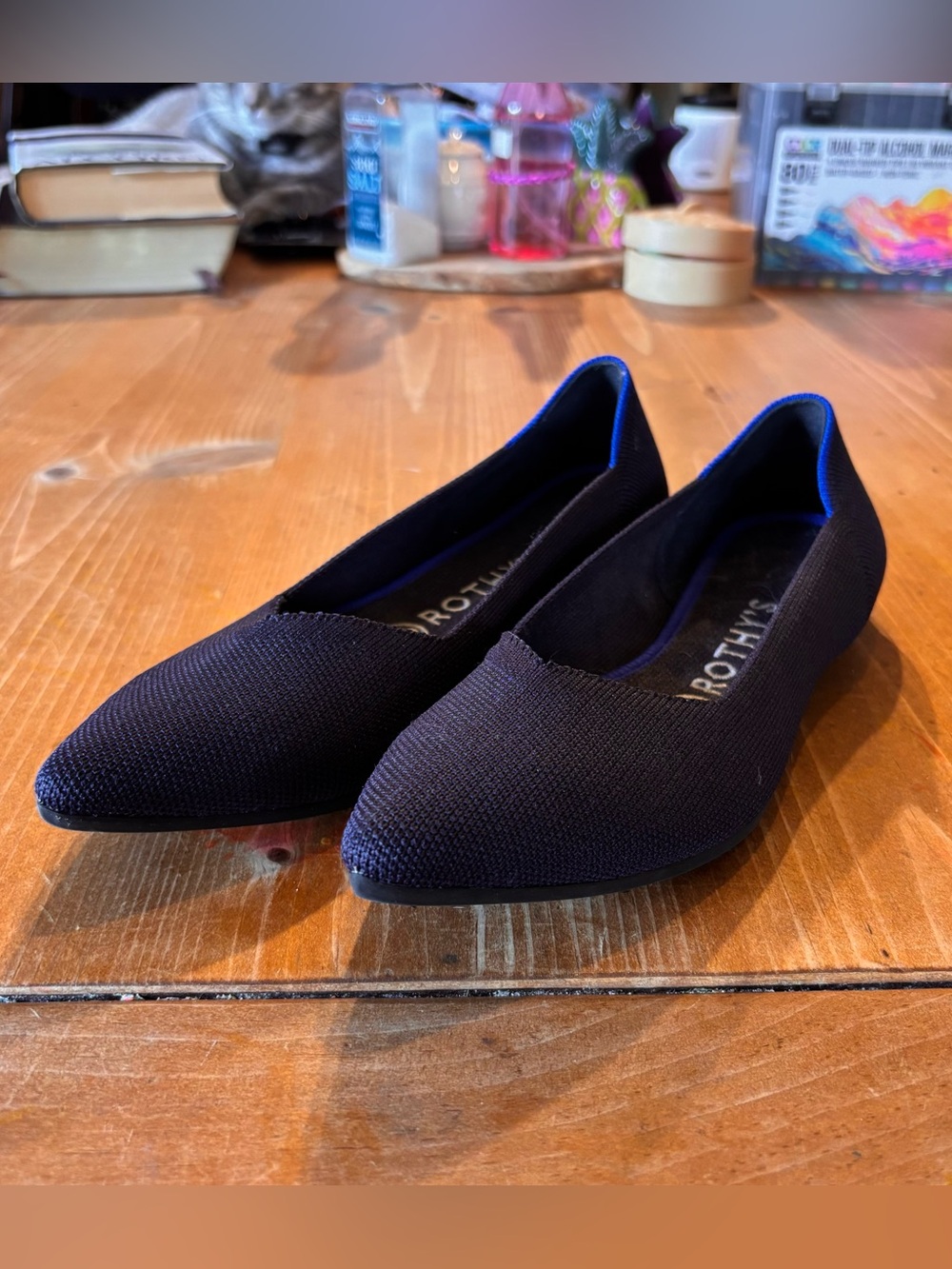 Rothy’s womens The Point Maritime knit flats navy blue W8